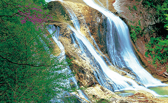 Kirifiri Falls (Kirifuri no Taki)
