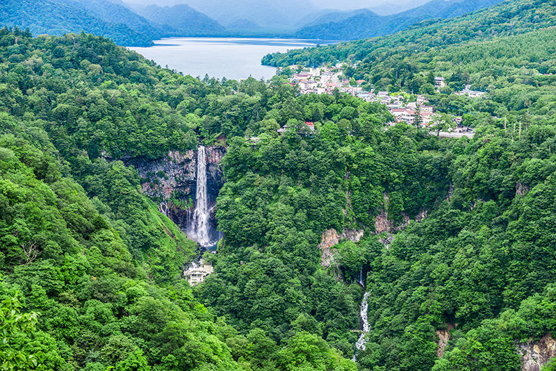 日本三名瀑の一つ「華厳ノ滝」以外にも必見の滝多数。日光の滝は名瀑ばかり！