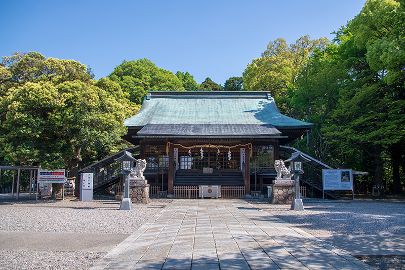 北関東一の都市で市民や観光客を癒す緑のオアシス「宇都宮二荒山神社」