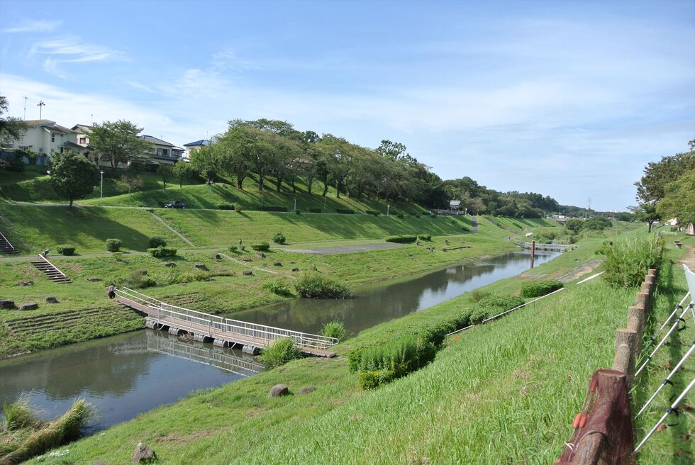 運河水辺公園