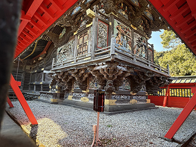 雷電神社の彫刻